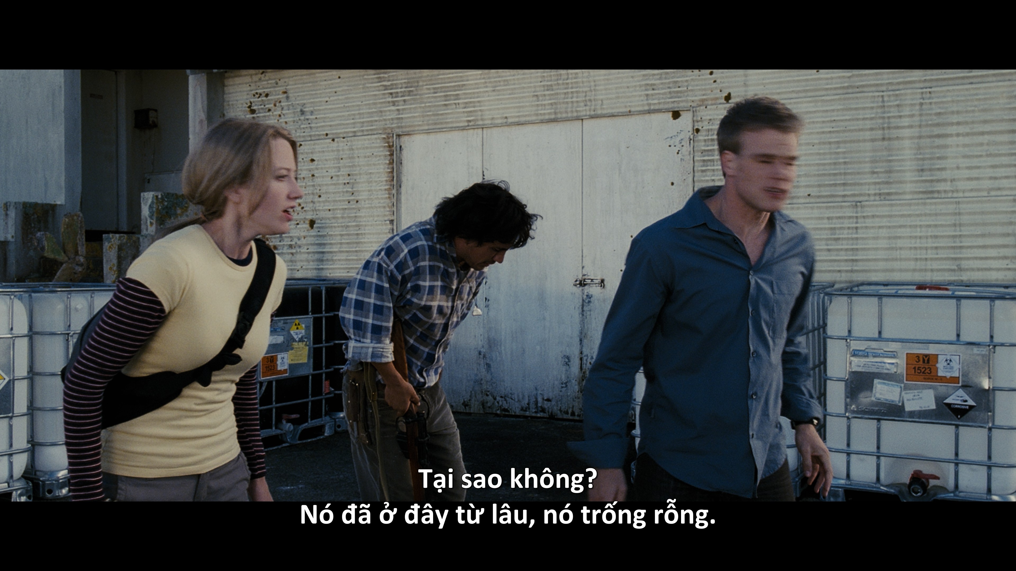 Sub-Viet-Black.Sheep.2006.2160p.UHD.BluRay.Remux.HDR.HEVC.DTS-HD.MA.5.1-PmP.mkv_snapshot_00.37.25.585.jpg
