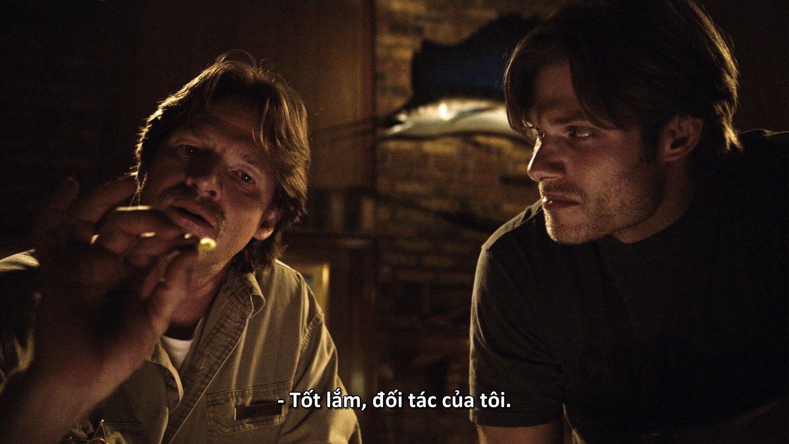 Sub-Viet-Shark-Night-2011-Remux-1080p-GER-Blu-ray-AVC-DTS-HD-MA-5.1.mkv_snapshot_01.04.39.654.jpg