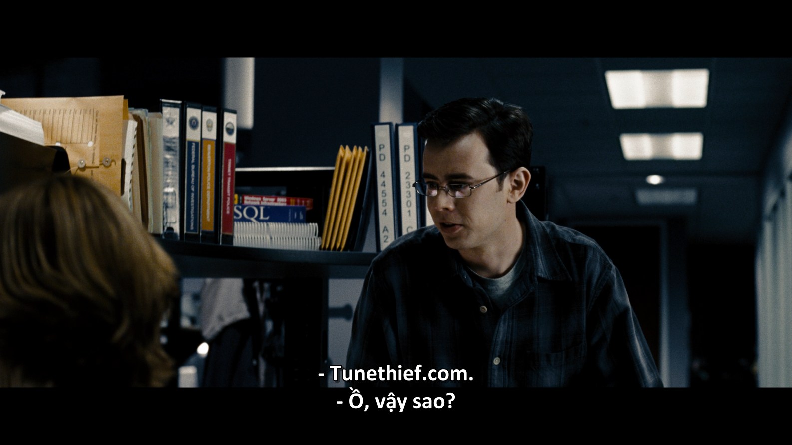Sub-Viet-Untraceable-2008-Remux-1080p-Blu-ray-AVC-TrueHD-5.1.mkv_snapshot_00.05.08.746.jpg