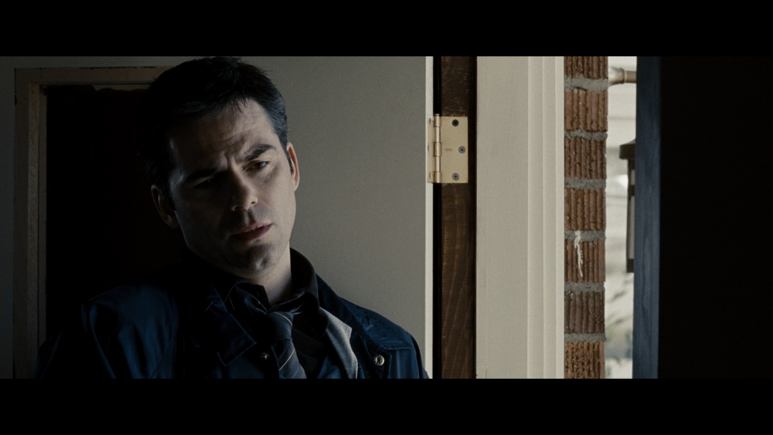 Sub-Viet-Untraceable-2008-Remux-1080p-Blu-ray-AVC-TrueHD-5.1.mkv_snapshot_00.47.31.358.jpg