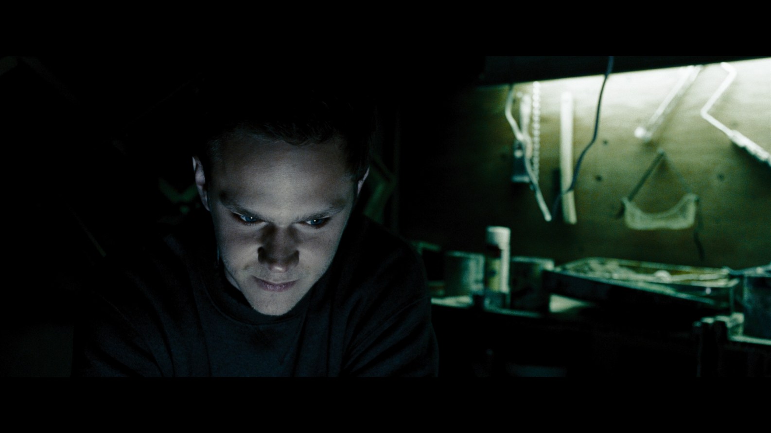 Sub-Viet-Untraceable-2008-Remux-1080p-Blu-ray-AVC-TrueHD-5.1.mkv_snapshot_01.28.49.701.jpg