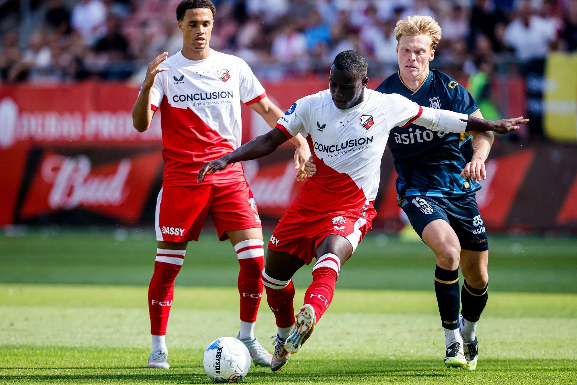 Nhận định, soi kèo Heracles Almelo vs FC Utrecht, 02h00 ngày 7/3