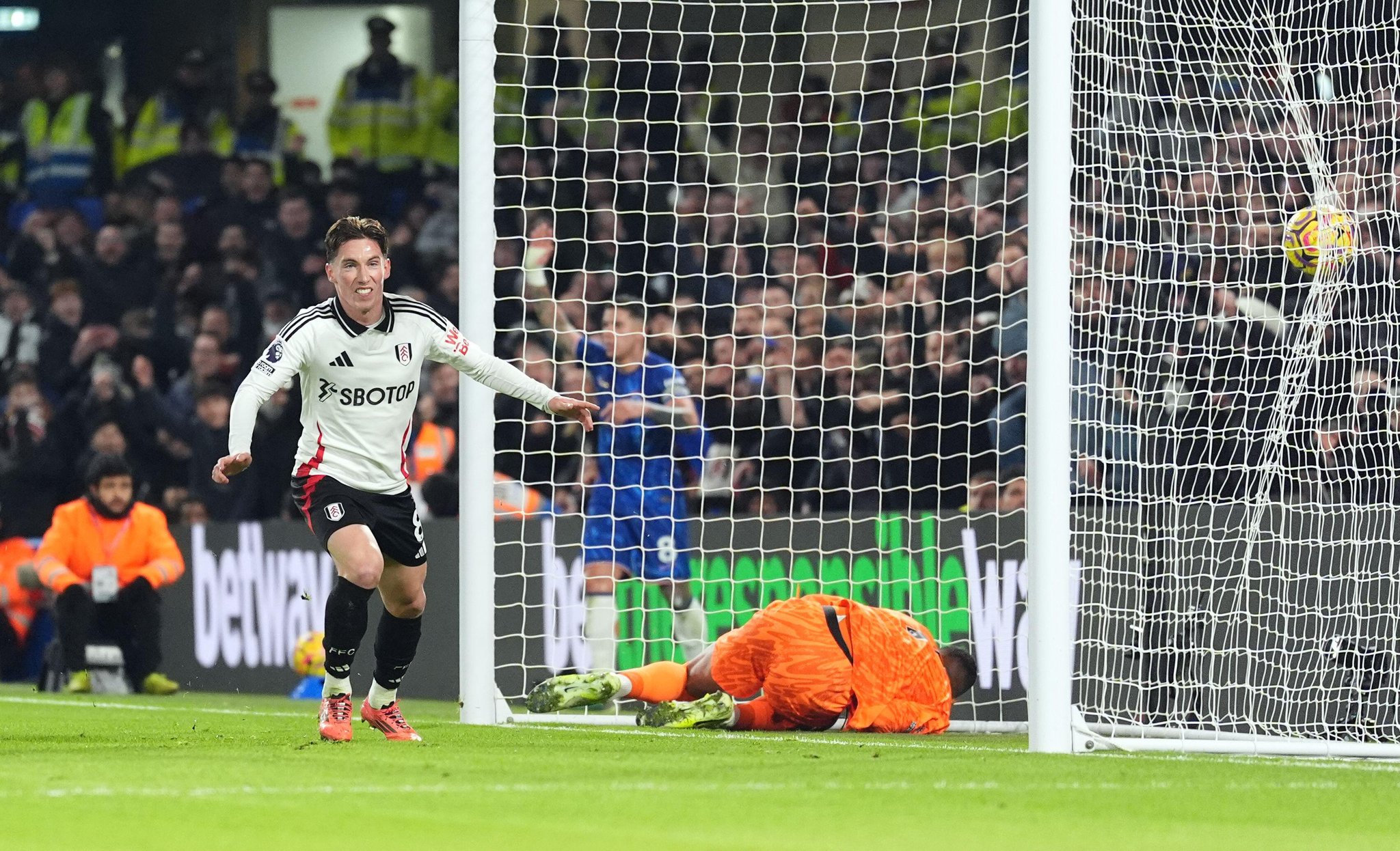 Nhận định, soi kèo Fulham vs Burnley, 22h00 ngày 21/3