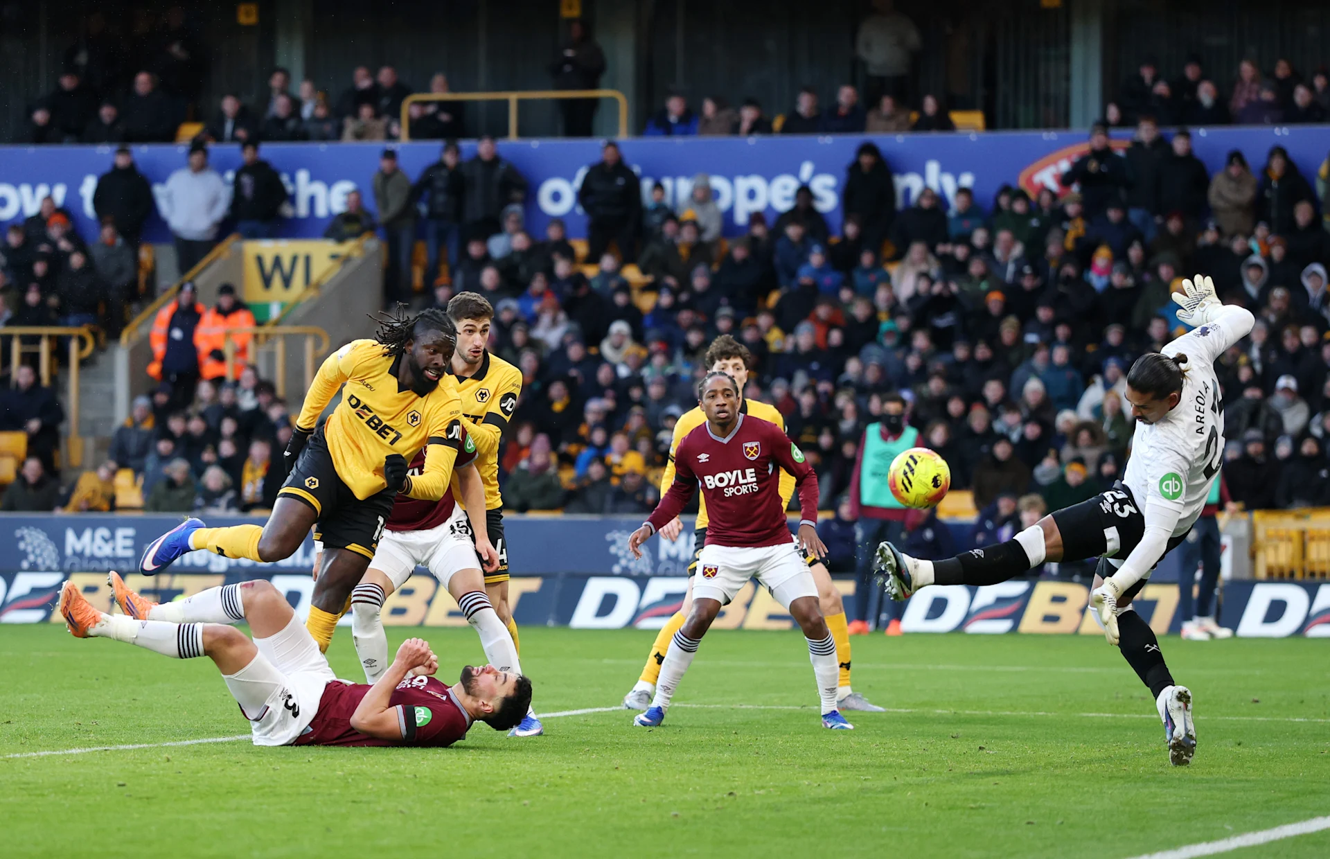 Nhận định, soi kèo West Ham United vs Wolves, 02h00 ngày 11/4
