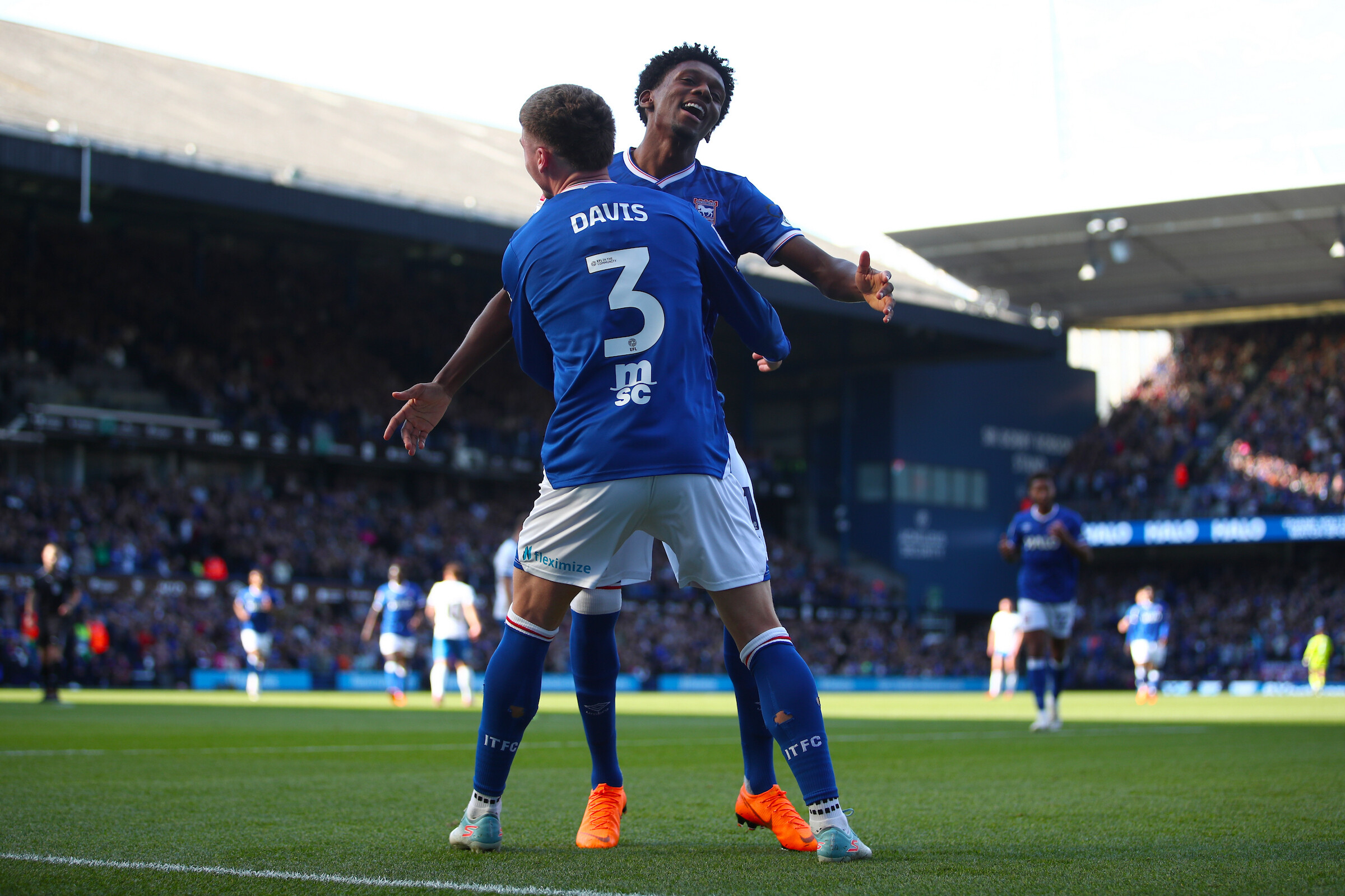 Nhận định, soi kèo Portsmouth vs Ipswich Town, 02h00 ngày 15/4