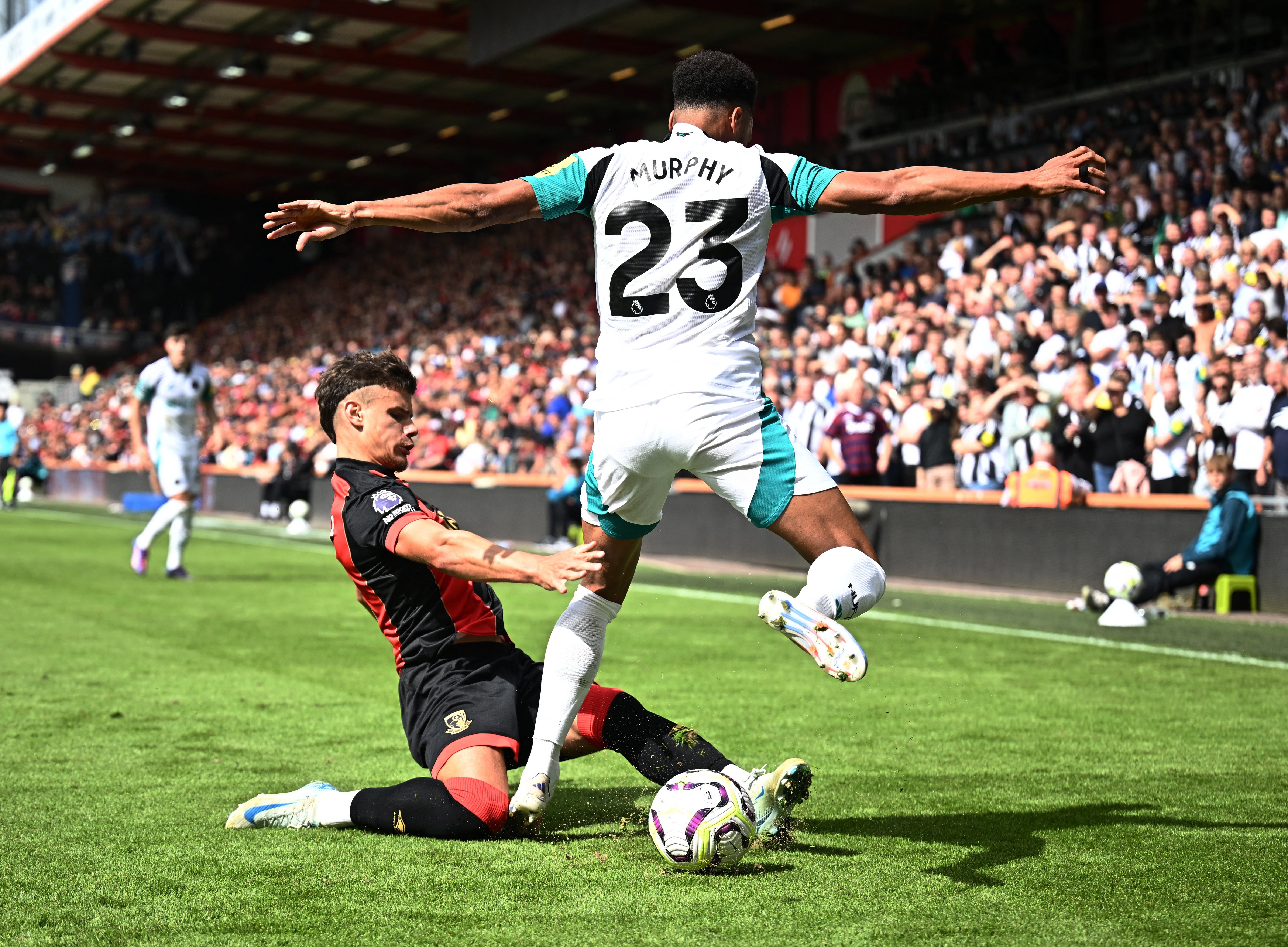 Nhận định, soi kèo Newcastle vs Bournemouth, 21h00 ngày 18/4