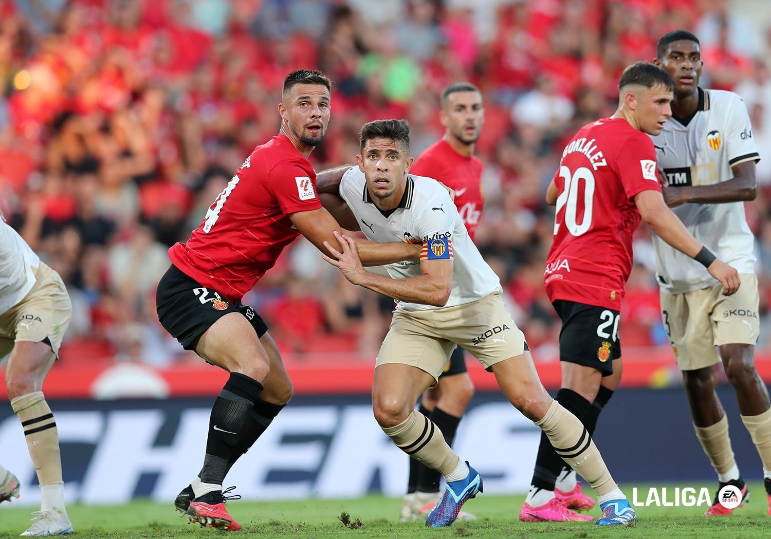 Nhận định, soi kèo RCD Mallorca vs Valencia, 00h00 ngày 22/4