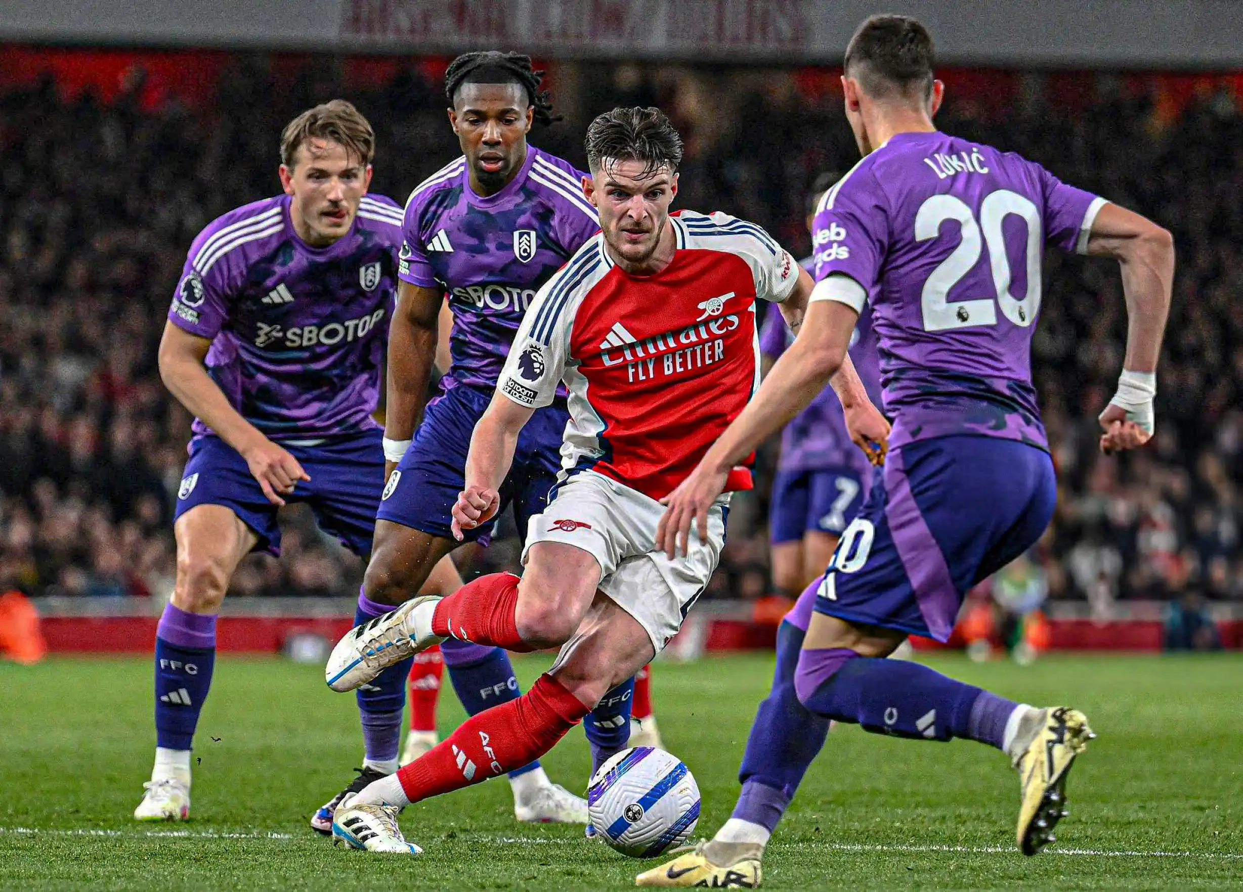 Biến động kèo Arsenal vs Fulham 23h30 2/5 Ngoại Hạng Anh