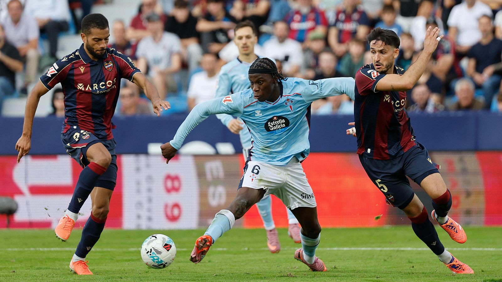 Nhận định, soi kèo Celta Vigo vs Levante, 00h00 ngày 13/5 